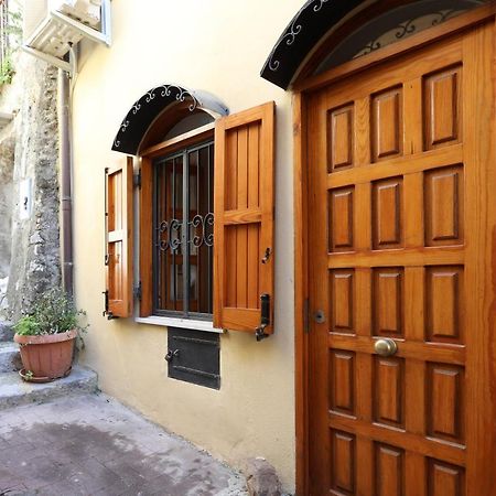 Porta Catania & Duomo Cozy Apartment Taormina Ngoại thất bức ảnh